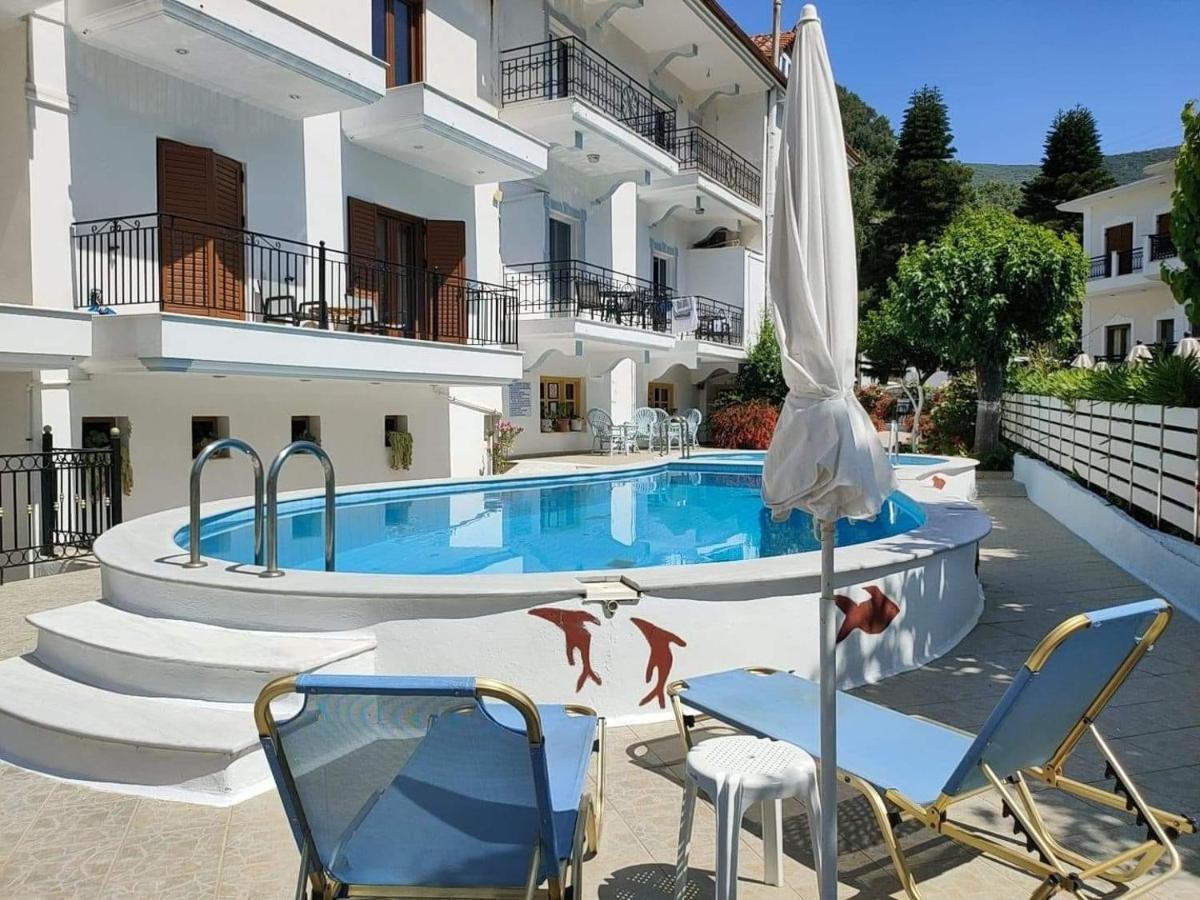 Oasis Hotel Parga Exterior photo