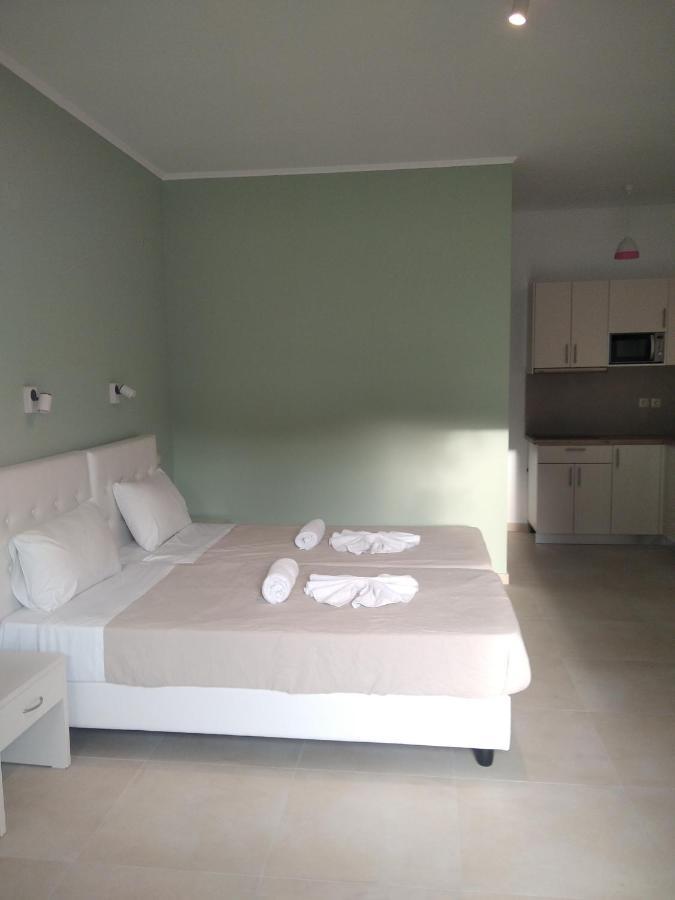 Oasis Hotel Parga Exterior photo