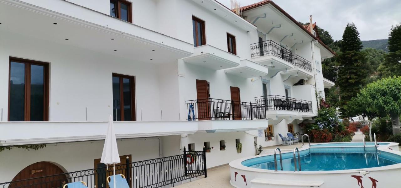 Oasis Hotel Parga Exterior photo