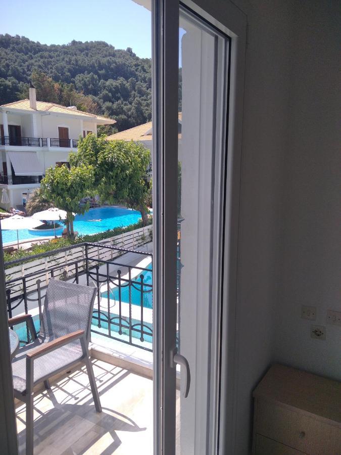 Oasis Hotel Parga Exterior photo