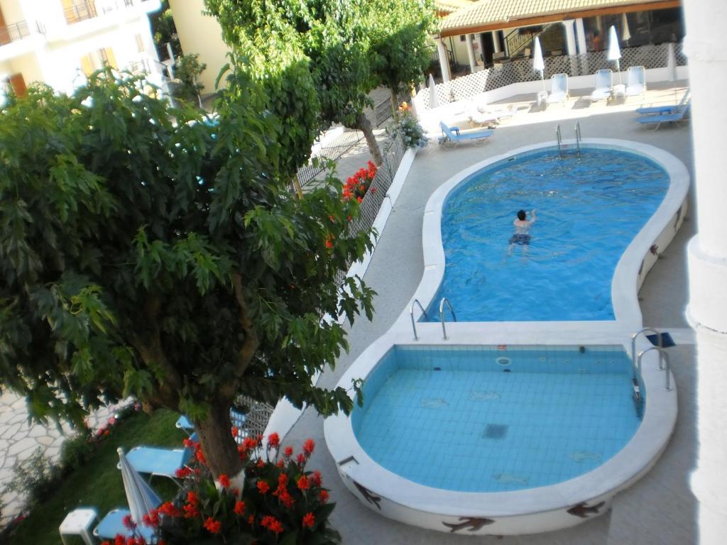 Oasis Hotel Parga Exterior photo