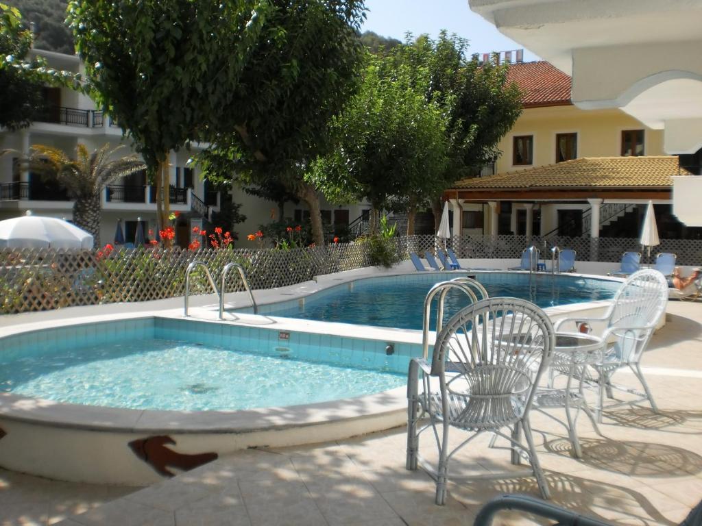 Oasis Hotel Parga Exterior photo