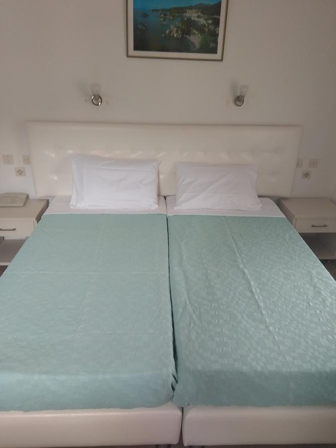 Oasis Hotel Parga Exterior photo