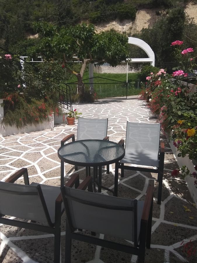 Oasis Hotel Parga Exterior photo